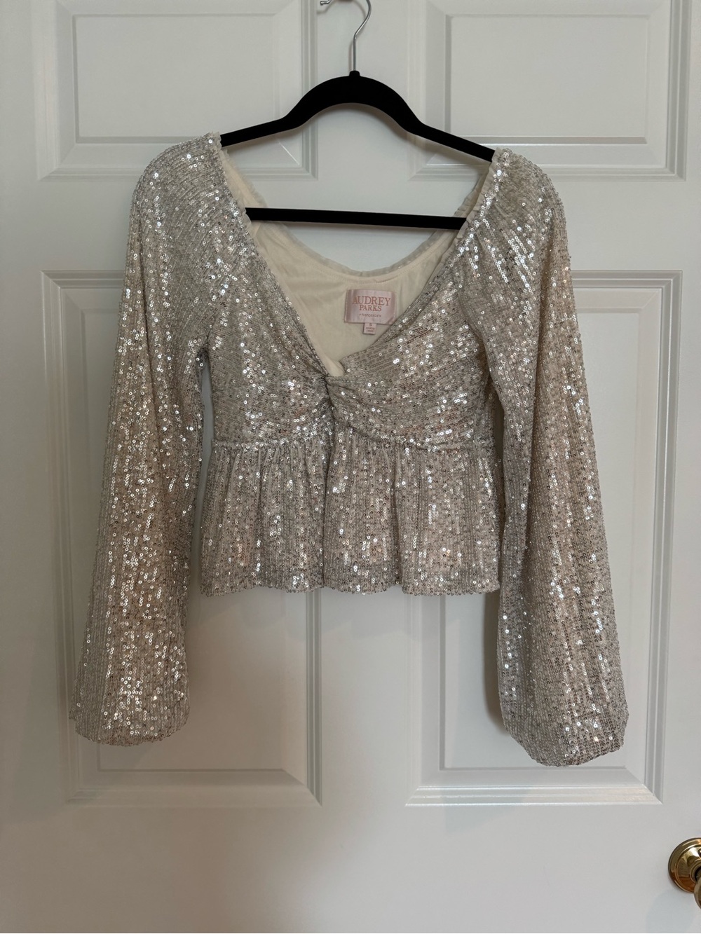 Audrey Silver Sequin V-Neck Peplum Top